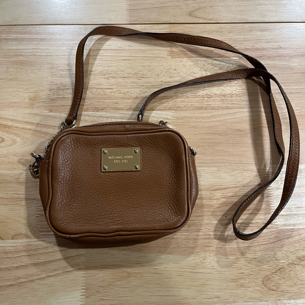 Michael kors brown crossbody leather bag